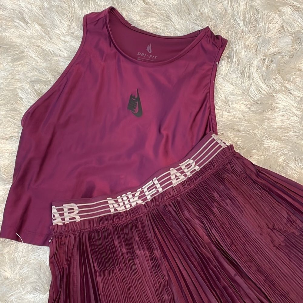 NikeLab NRG Perf Crop Tank - Picture 5 of 6